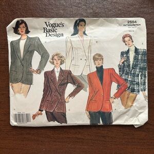 Vintage Vogue Basic Design 2554 Sewing Pattern, Uncut Size 6-10, 1990